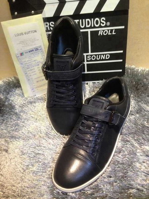 LV Fashion Casual Shoes Men--087